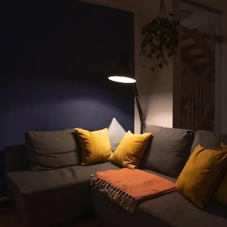 Loft + Am Marktplatz Mit Disney+ *